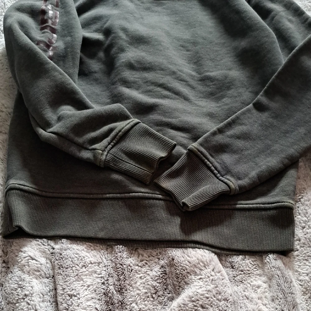 Carhartt Olive Green Hoodie - Picture 6 of 7